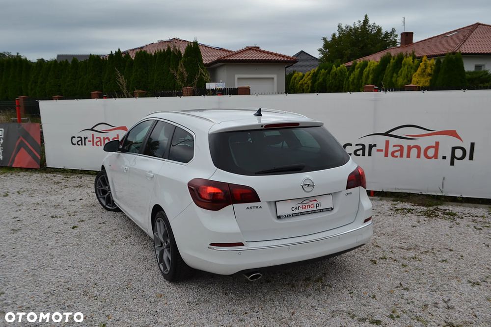 Opel Astra 2.0 CDTI DPF SportsTourer Edition - 9
