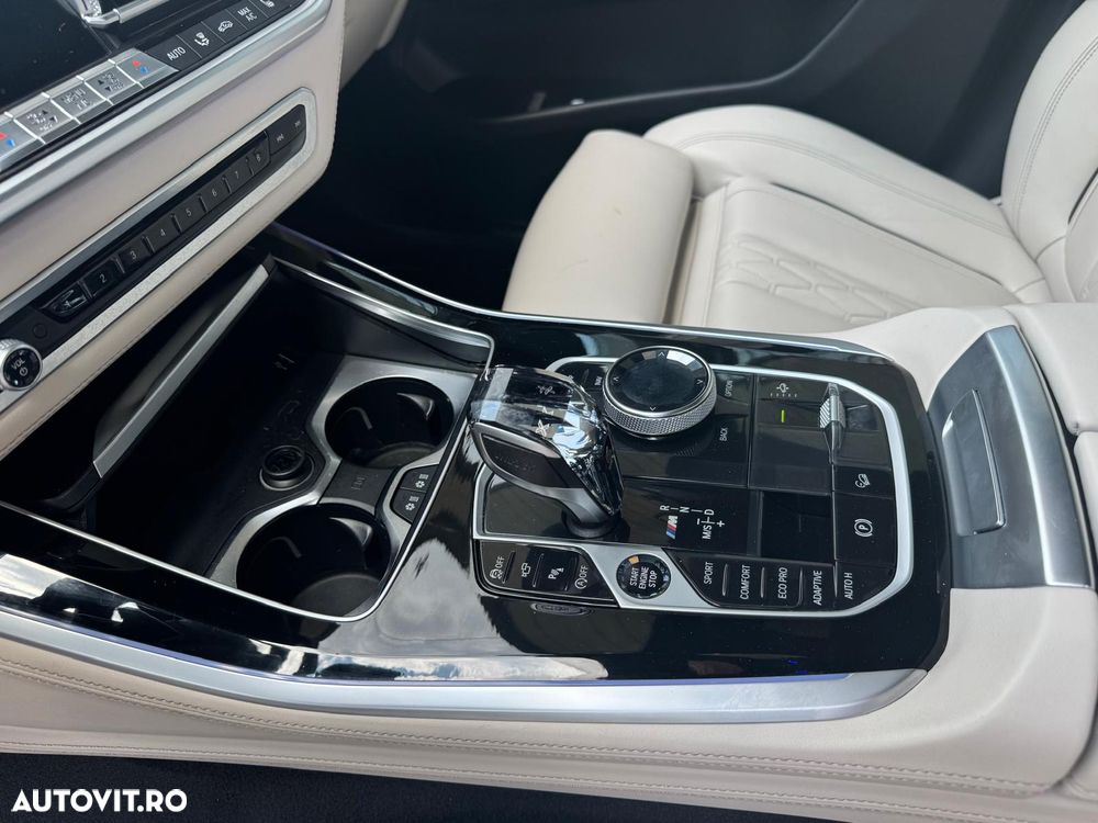 BMW X5 M M50d - 13