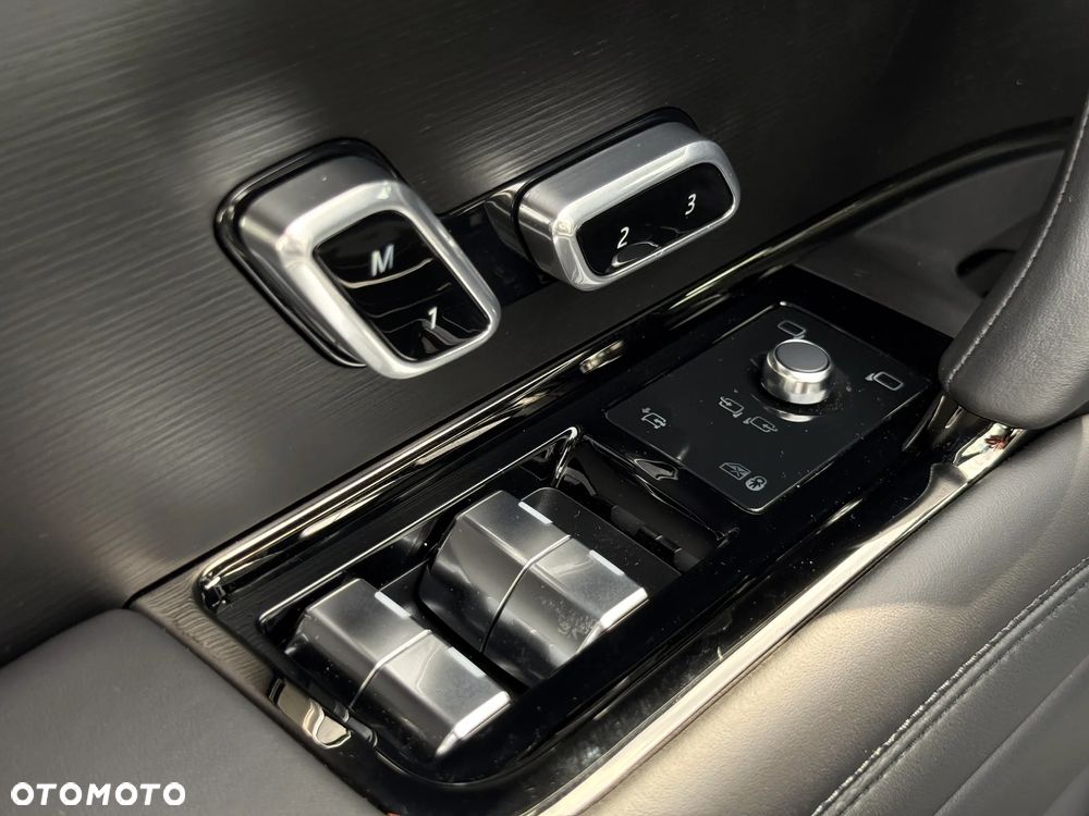 Land Rover Range Rover Sport D300 Dynamic SE - 15