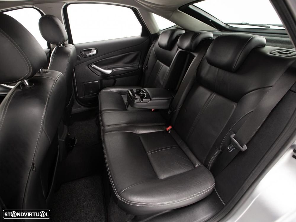 Ford Mondeo - 9