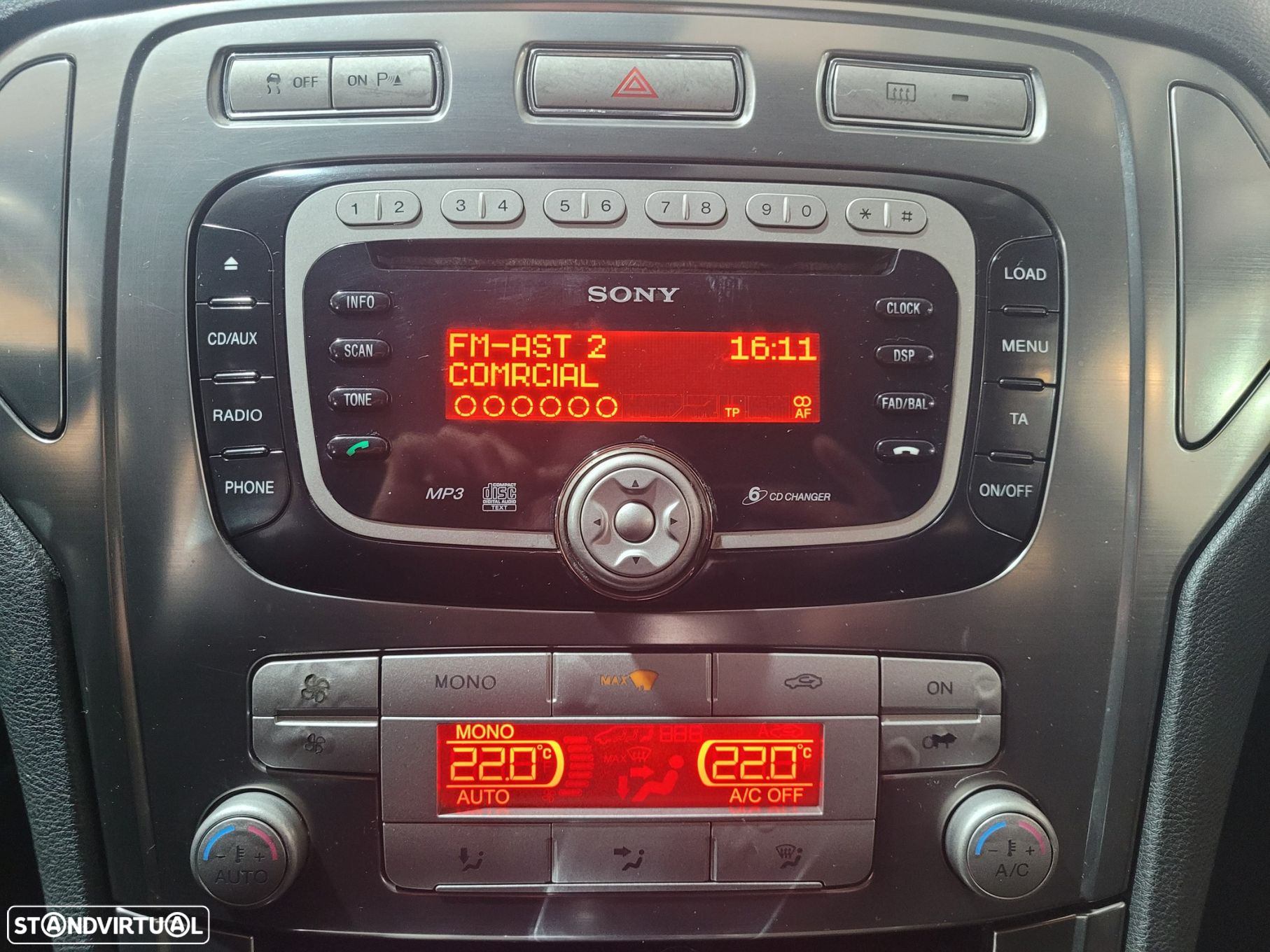 Ford Mondeo SW 2.0 TDCi Titanium - 24