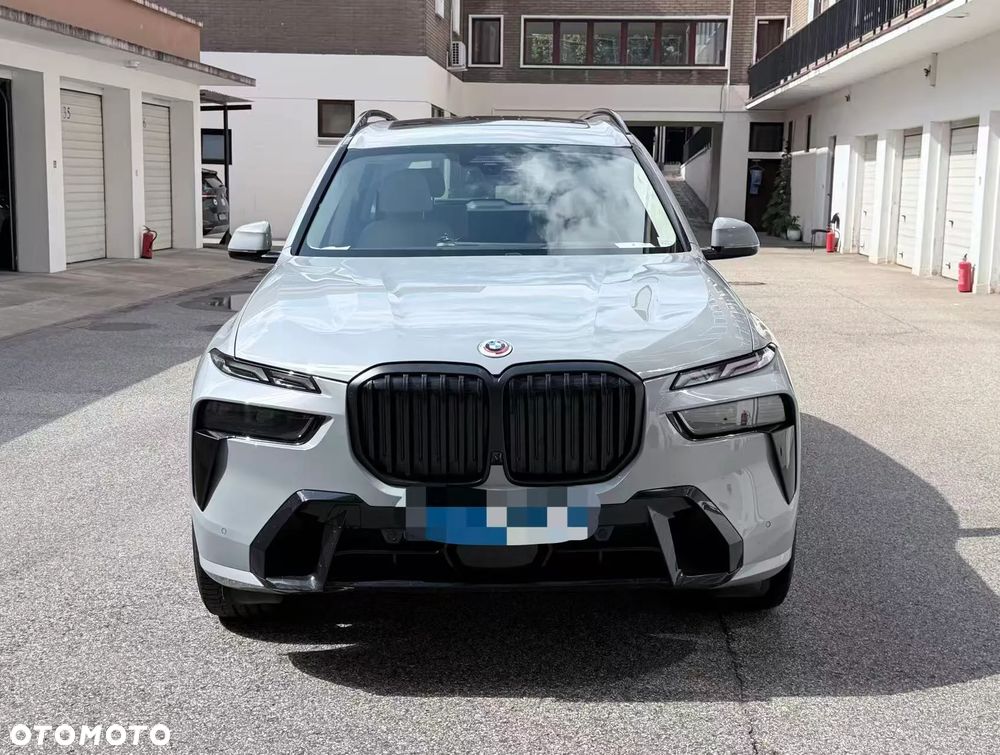 BMW X7 xDrive40i mHEV M Sport Edition sport - 9