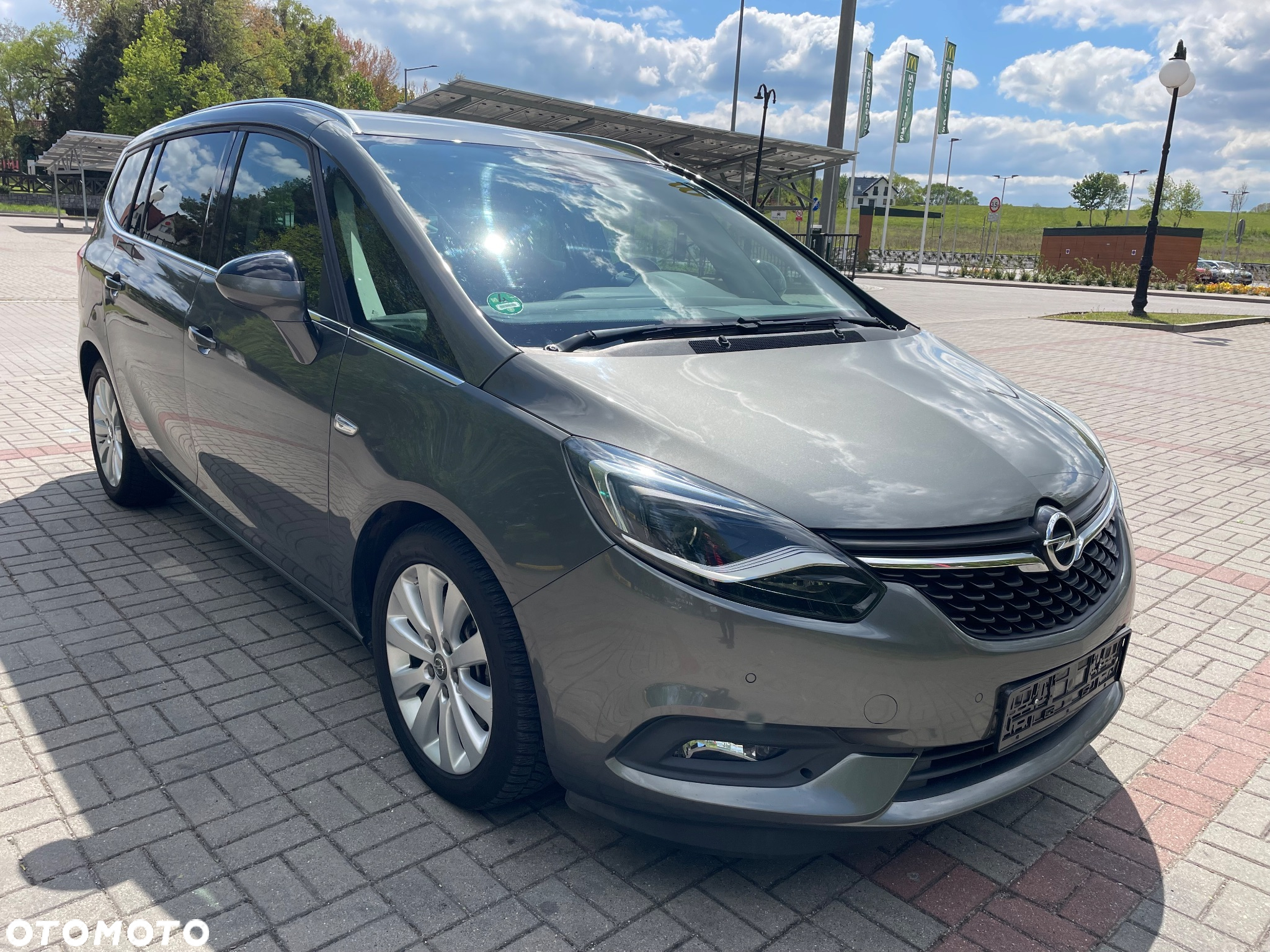 Opel Zafira 2.0 D (CDTI) Automatik Edition - 2