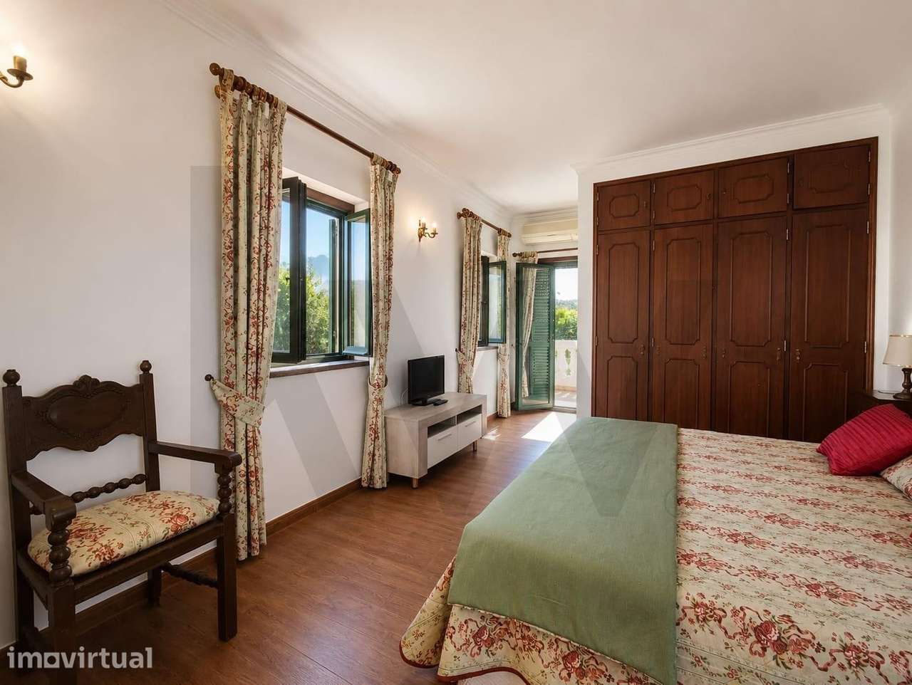Moradia / Guesthouse T7 Estoril - Grande imagem: 5/25
