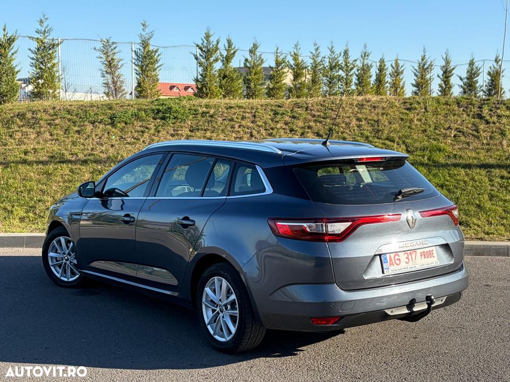 Renault Megane Blue dCi 116 Zen - 8