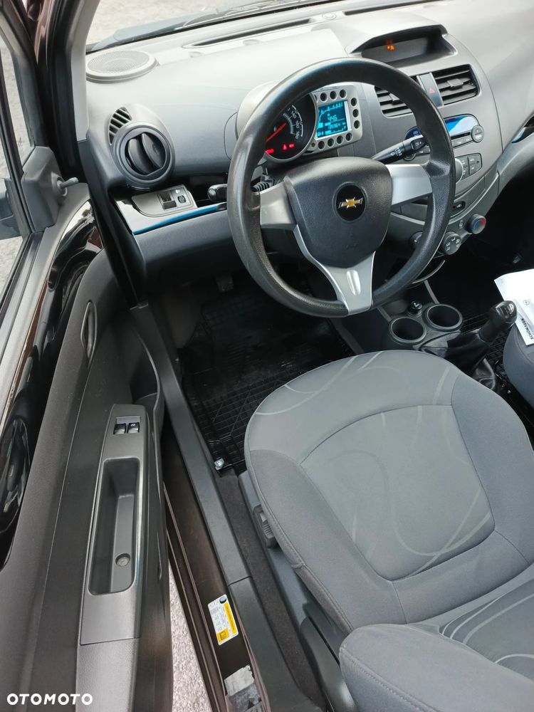 Chevrolet Spark - 12
