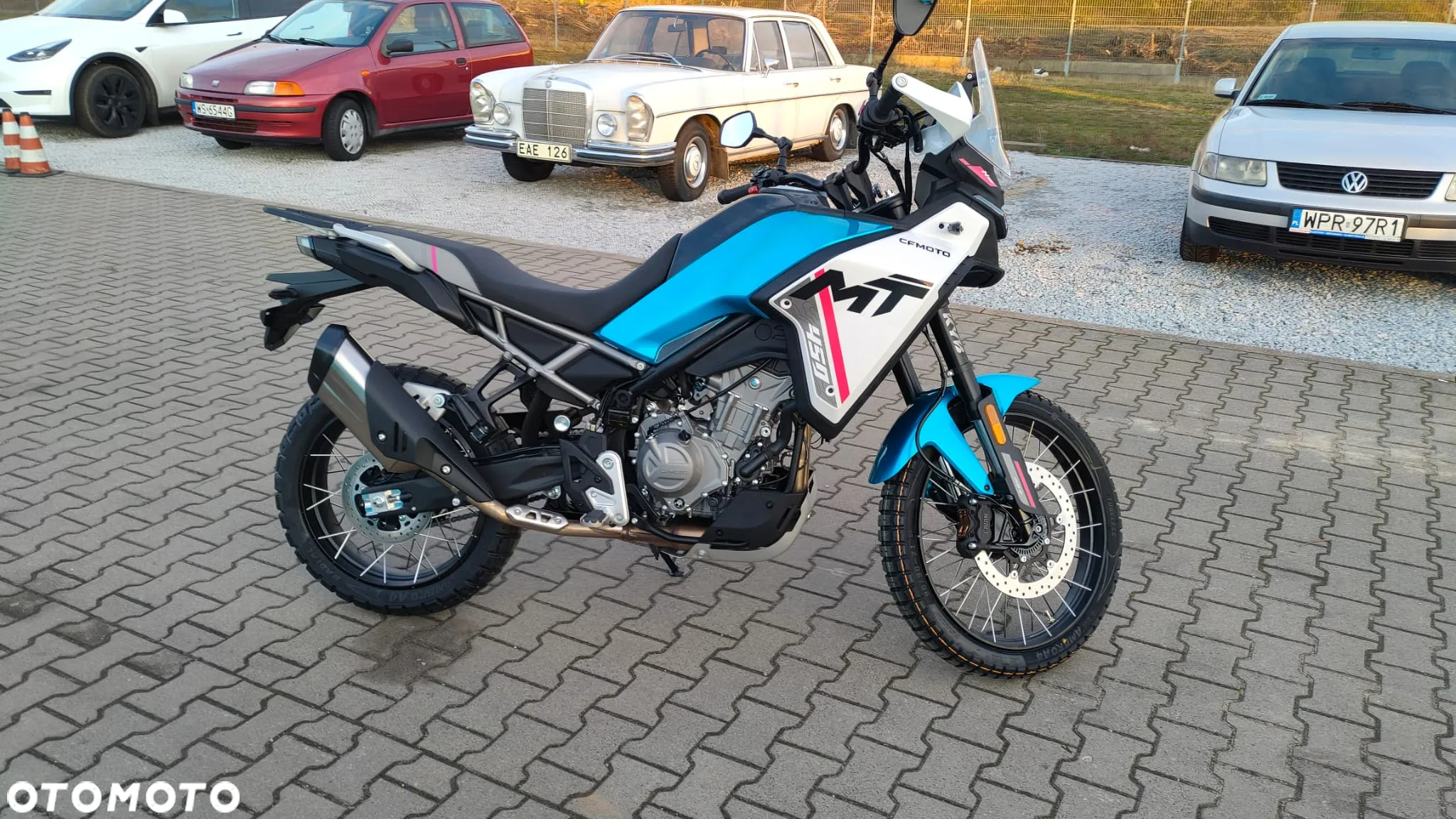 CFMoto MT - 24