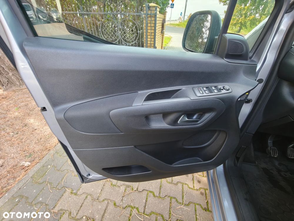 Opel Combo - 33