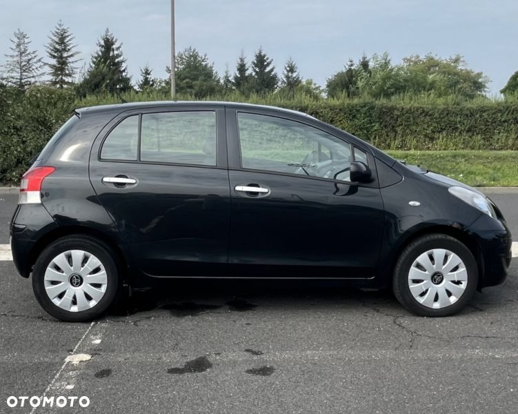 Toyota Yaris - 5
