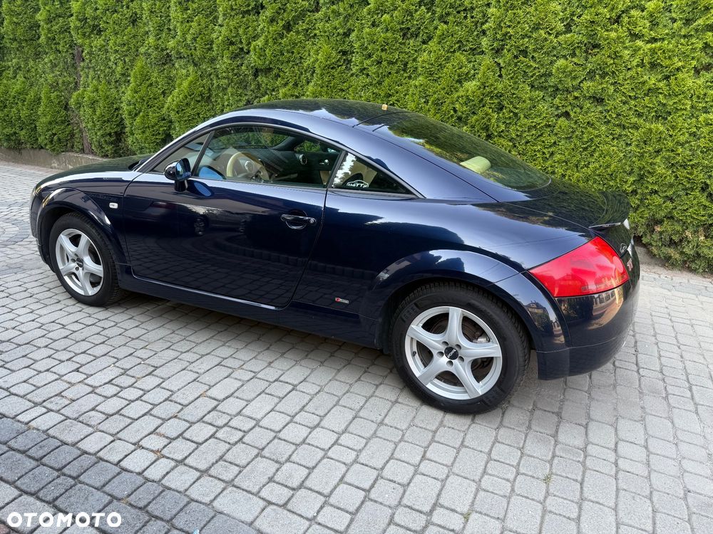 Audi TT Coupé 1.8T Quattro - 15