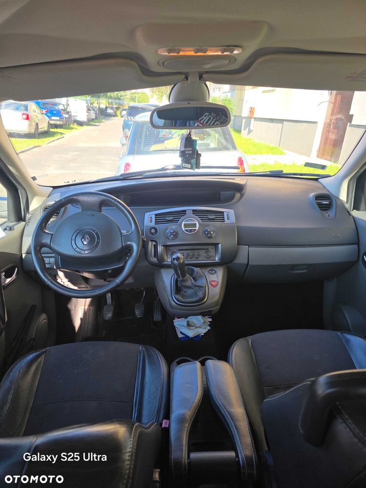 Renault Scenic - 5