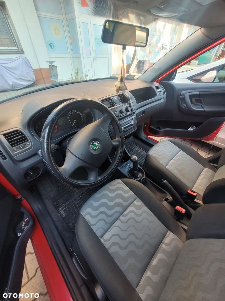 Skoda Fabia - 8
