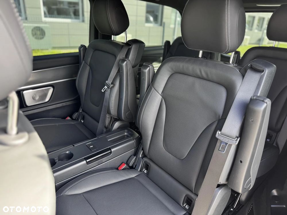 Mercedes-Benz Klasa V 300 d 4-Matic 9G-Tronic Exclusive (d³ugi) - 13