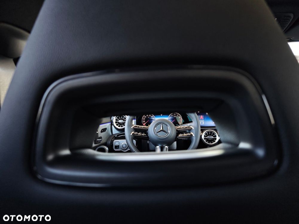 Mercedes-Benz CLA - 13