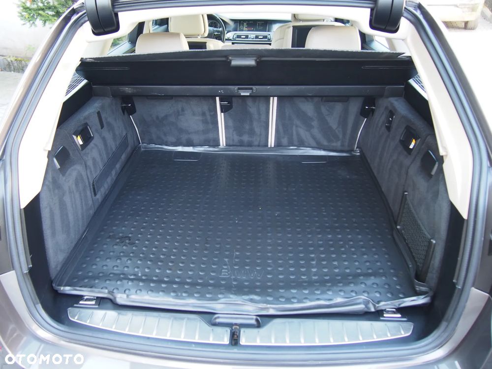 BMW Seria 5 520d Luxury Line - 10