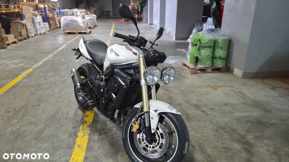 Triumph Street Triple - 6