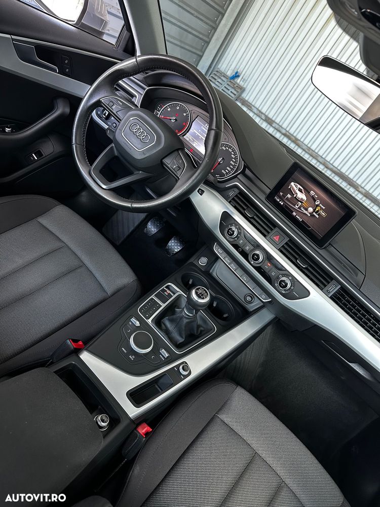 Audi A4 Limuzina 2.0 TDI Sport - 33