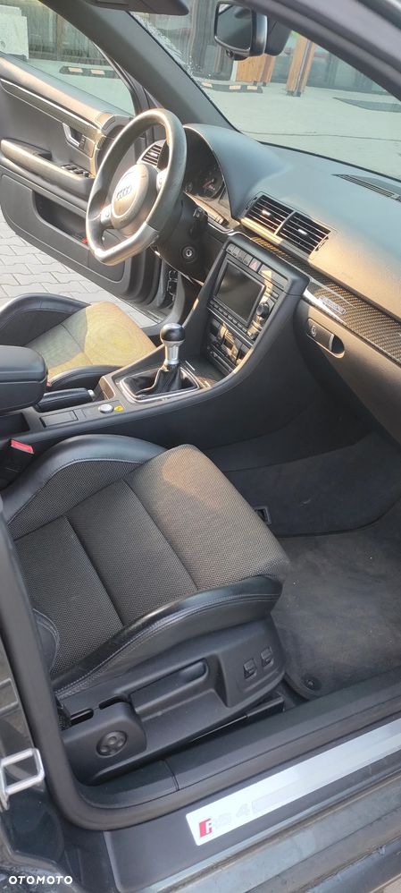 Audi RS4 Limousine - 22