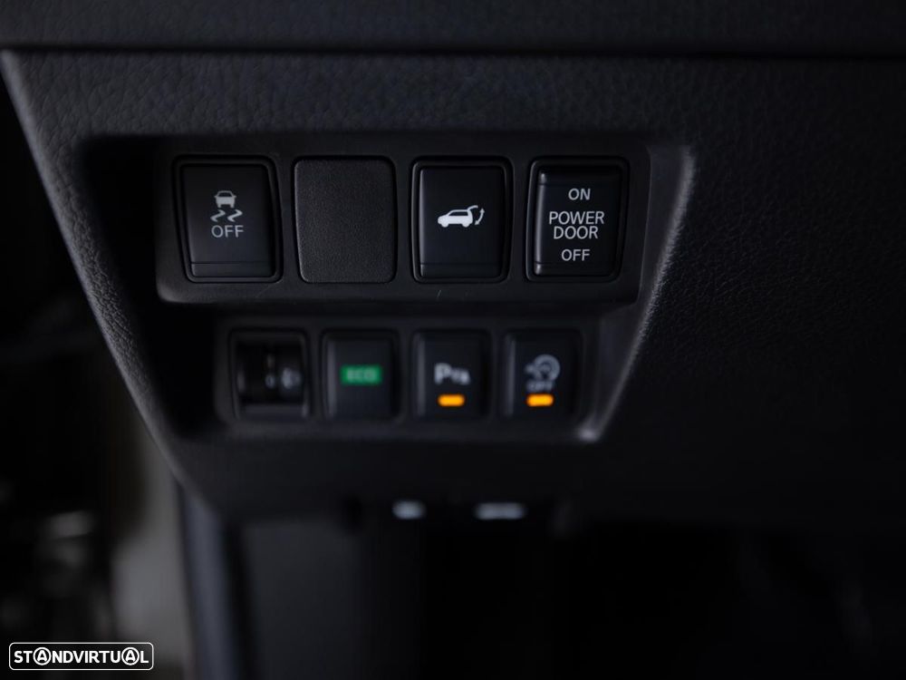 Nissan X-Trail - 18
