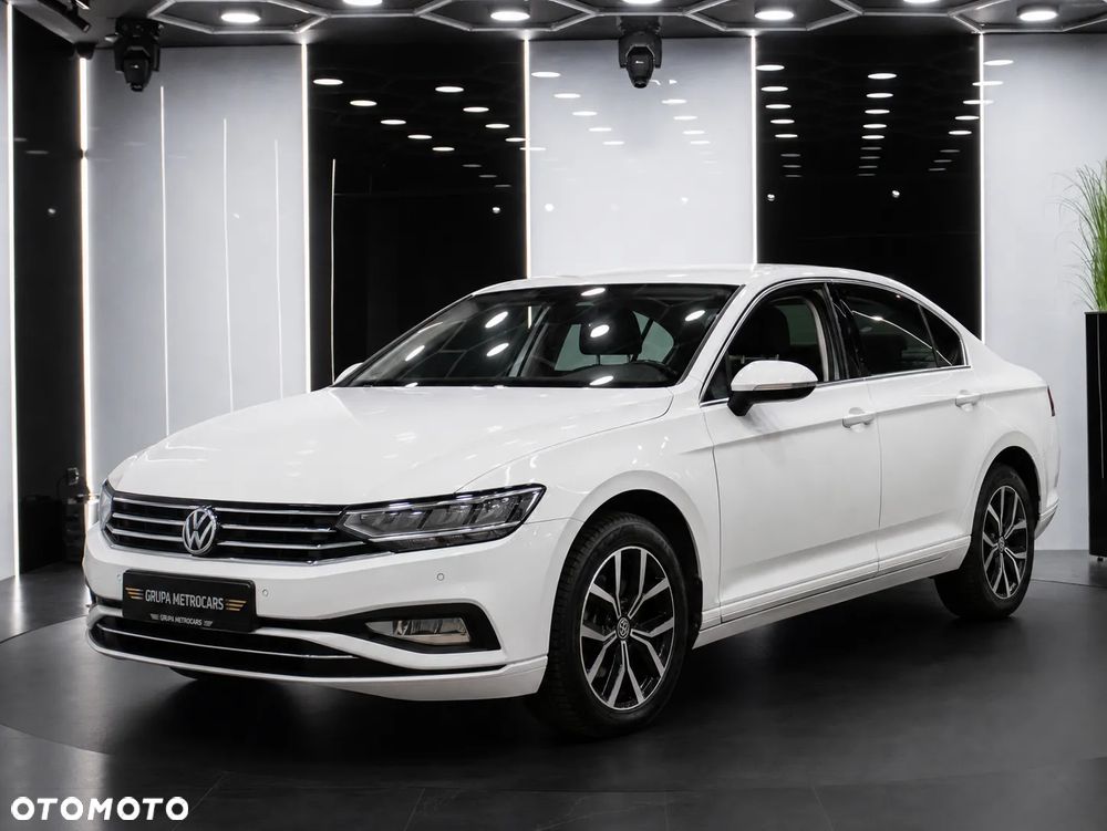 Volkswagen Passat 1.5 TSI EVO Business DSG - 2