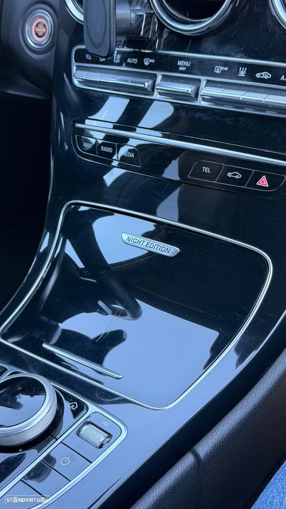 Mercedes-Benz C 300 - 23