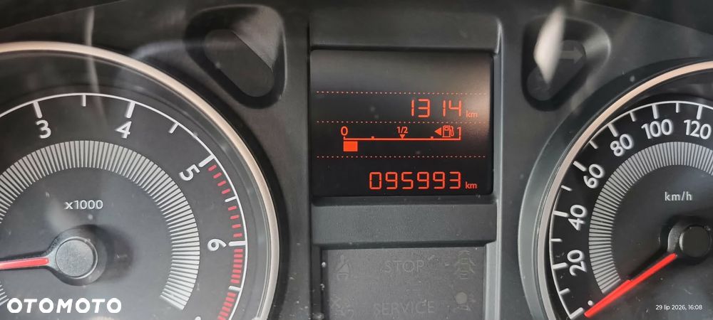 Peugeot 301 1.6 BlueHDi Active - 21