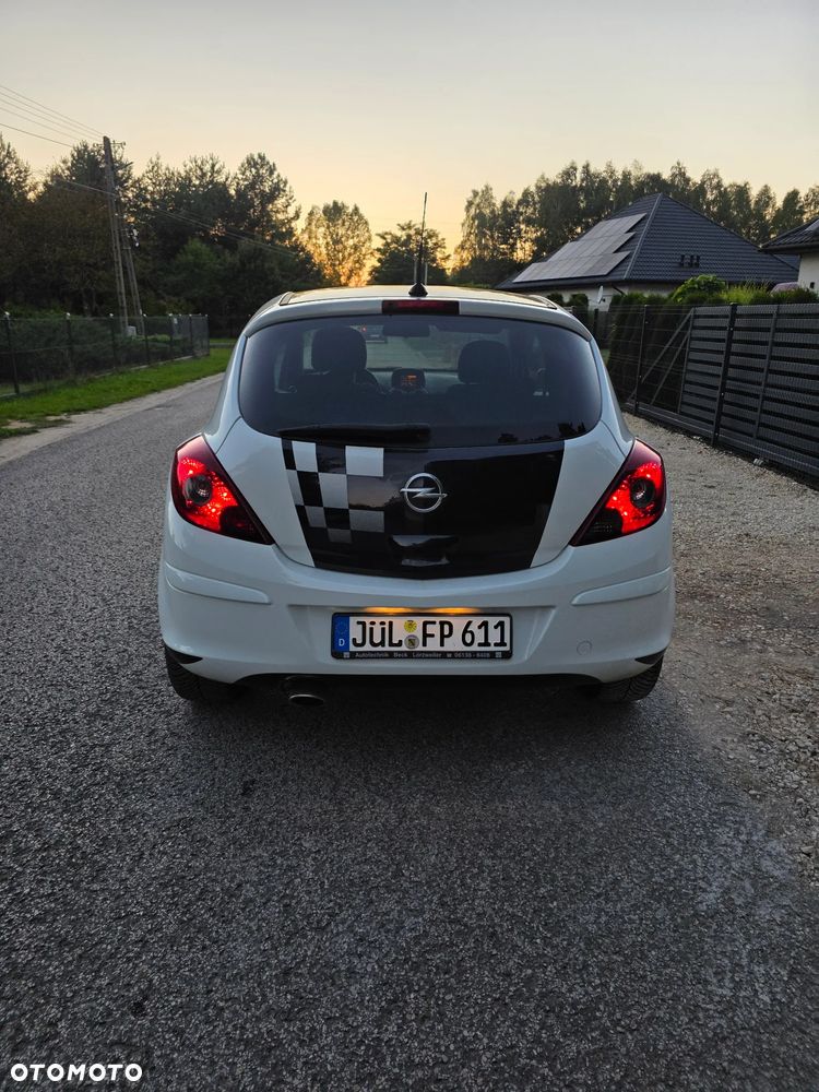 Opel Corsa 1.4 16V Color Race - 5