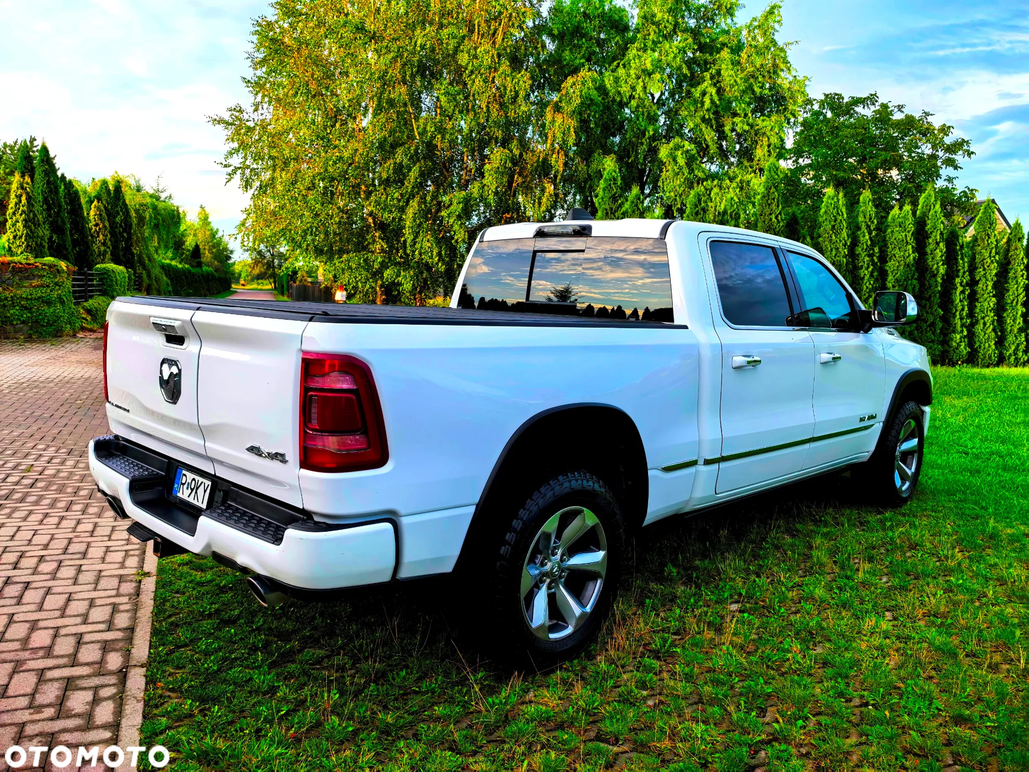 Dodge RAM - 17