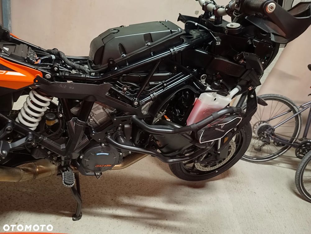 KTM Adventure - 36
