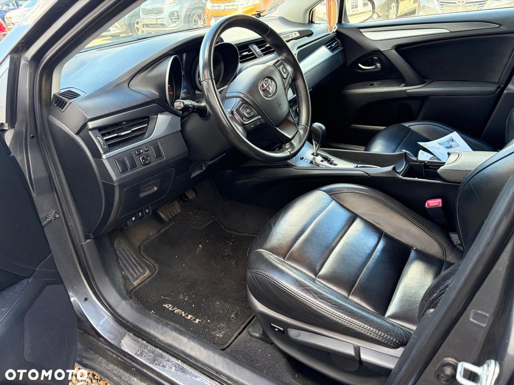 Toyota Avensis Touring Sports 1.8 Multidrive S Executive - 11