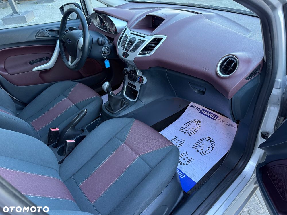 Ford Fiesta 1.25 Titanium - 19