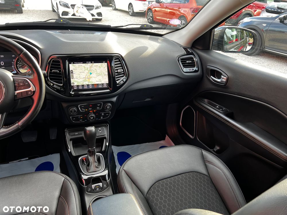 Jeep Compass - 21
