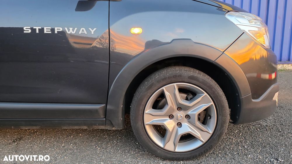 Dacia Lodgy Blue dCi 115 (7-Sitzer) Stepway - 36
