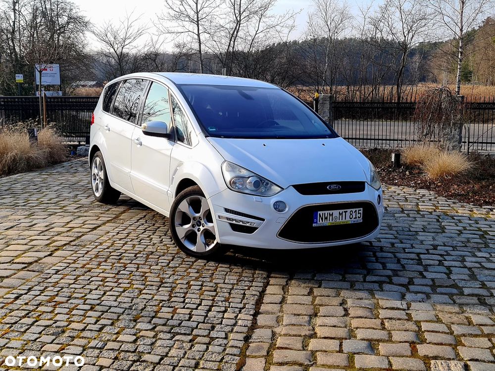 Ford S-Max - 38