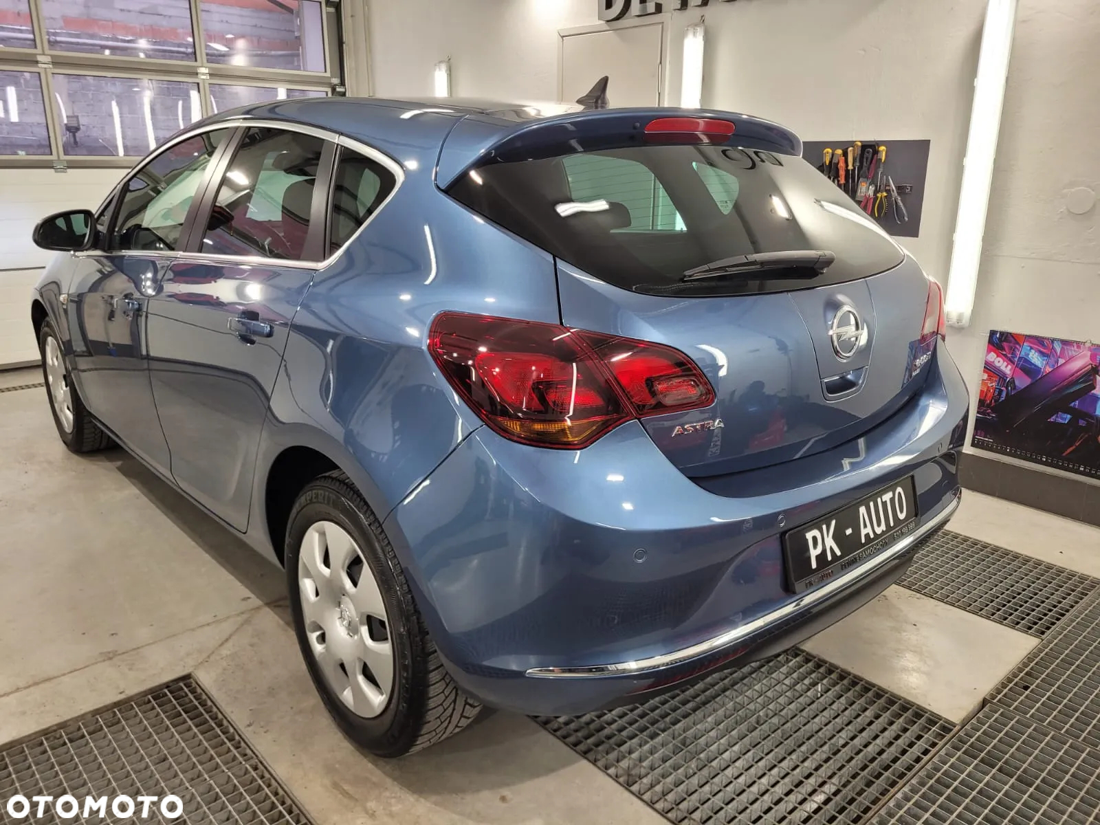 Opel Astra IV 1.4 T Cosmo S&S - 5