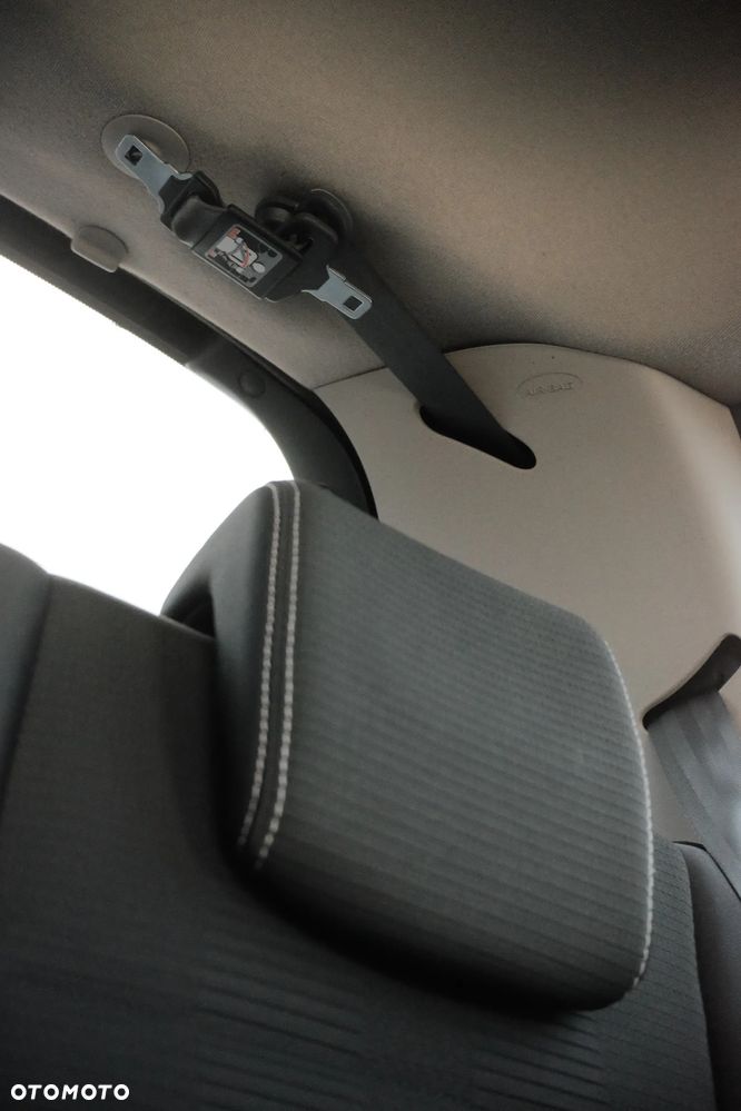 Renault Clio 1.2 16V Expression - 30