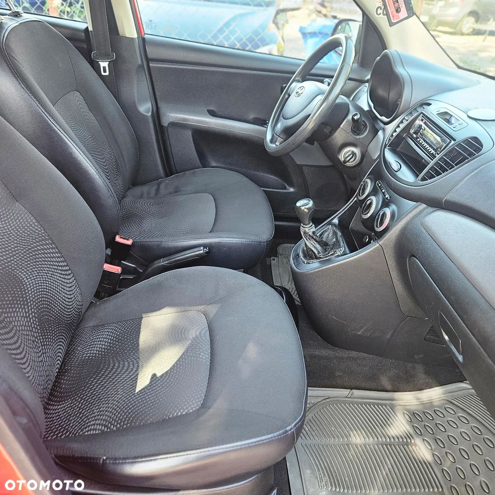 Hyundai i10 1.1 FIFA WM Edition - 23