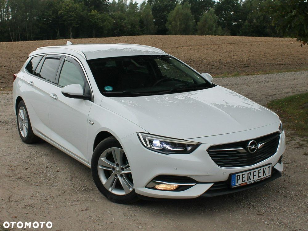 Opel Insignia - 13
