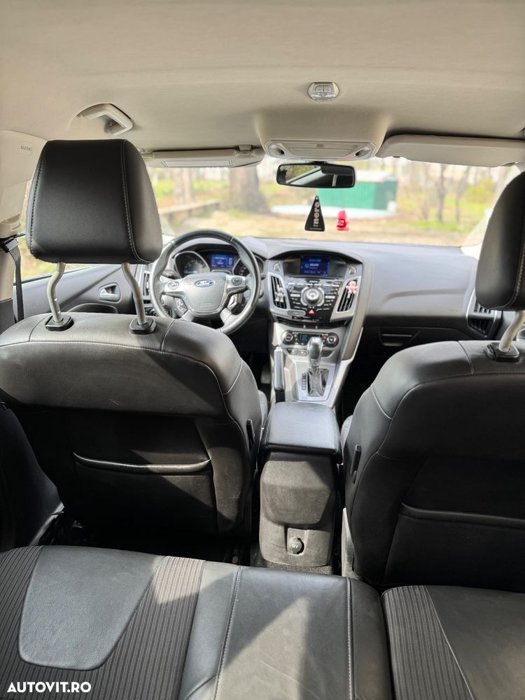 Ford Focus 2.0 TDCI DPF Aut. Titanium - 9