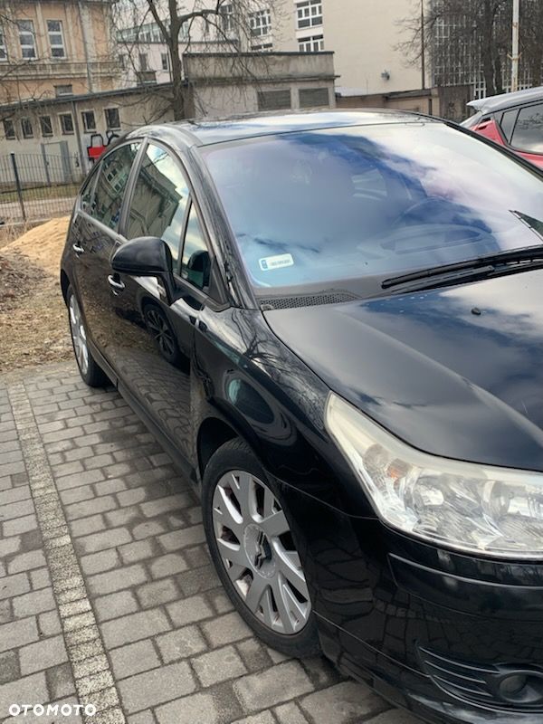 Citroën C4 1.6 16V Magic - 1