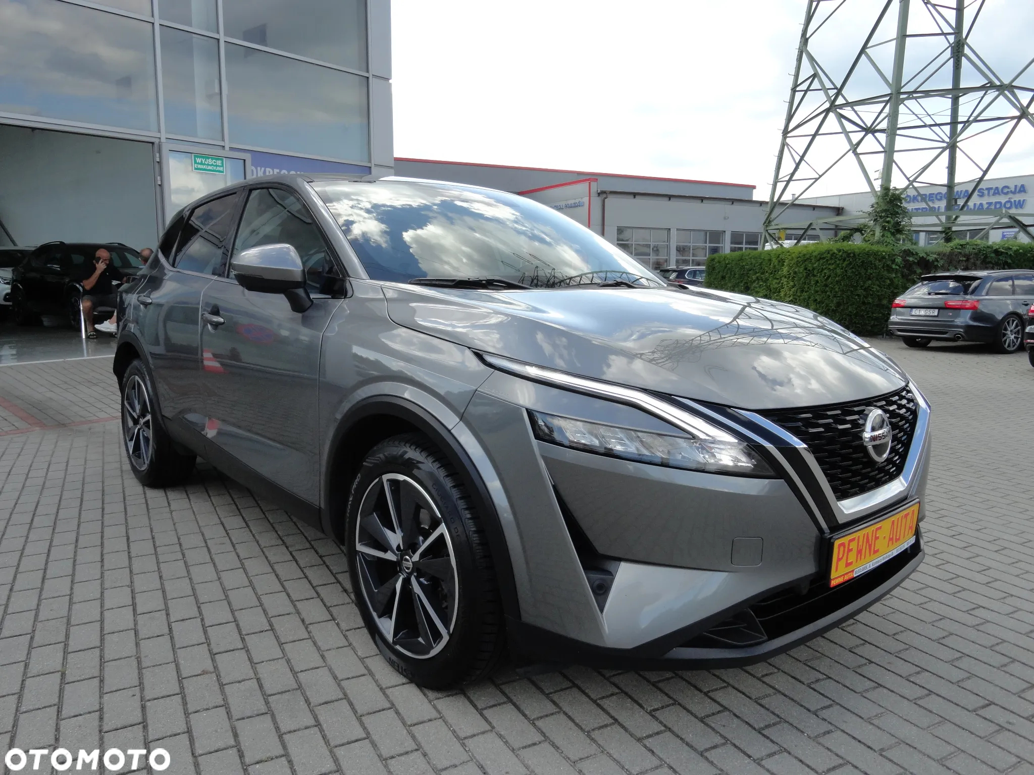 Nissan Qashqai 1.3 DIG-T MHEV Xtronic N-Connecta - 4