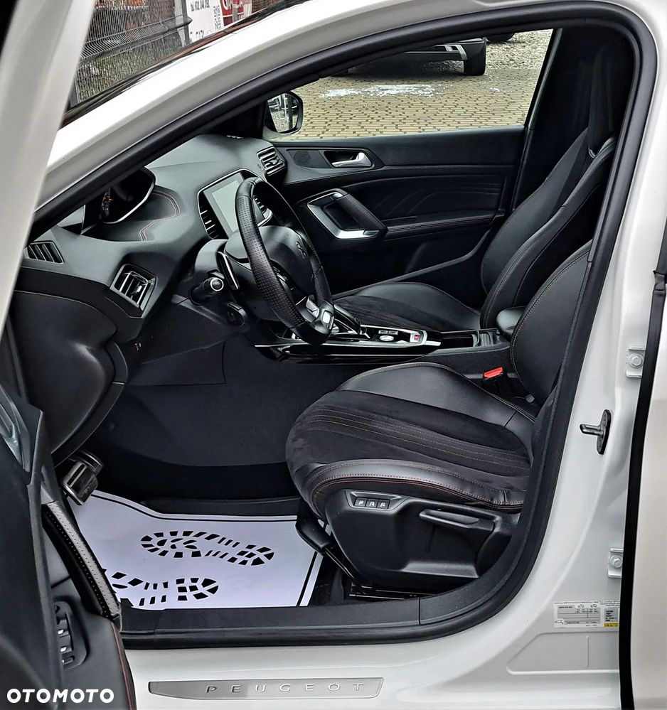 Peugeot 308 BlueHDi FAP 130 EAT8 Stop & Start GT Pack - 18