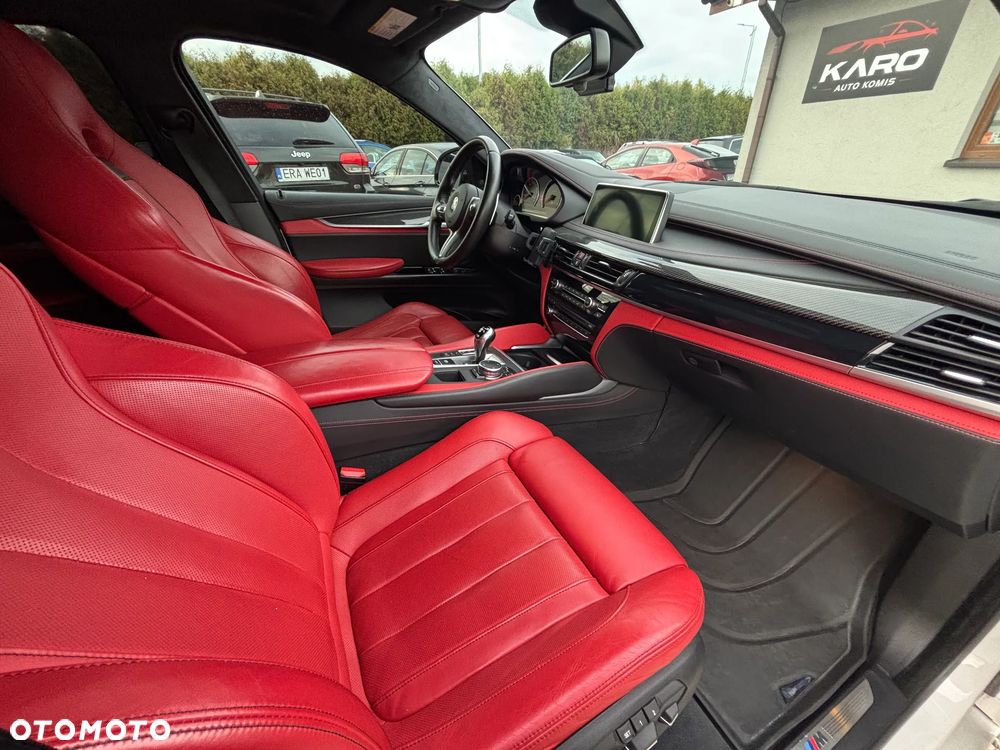 BMW X6M - 24