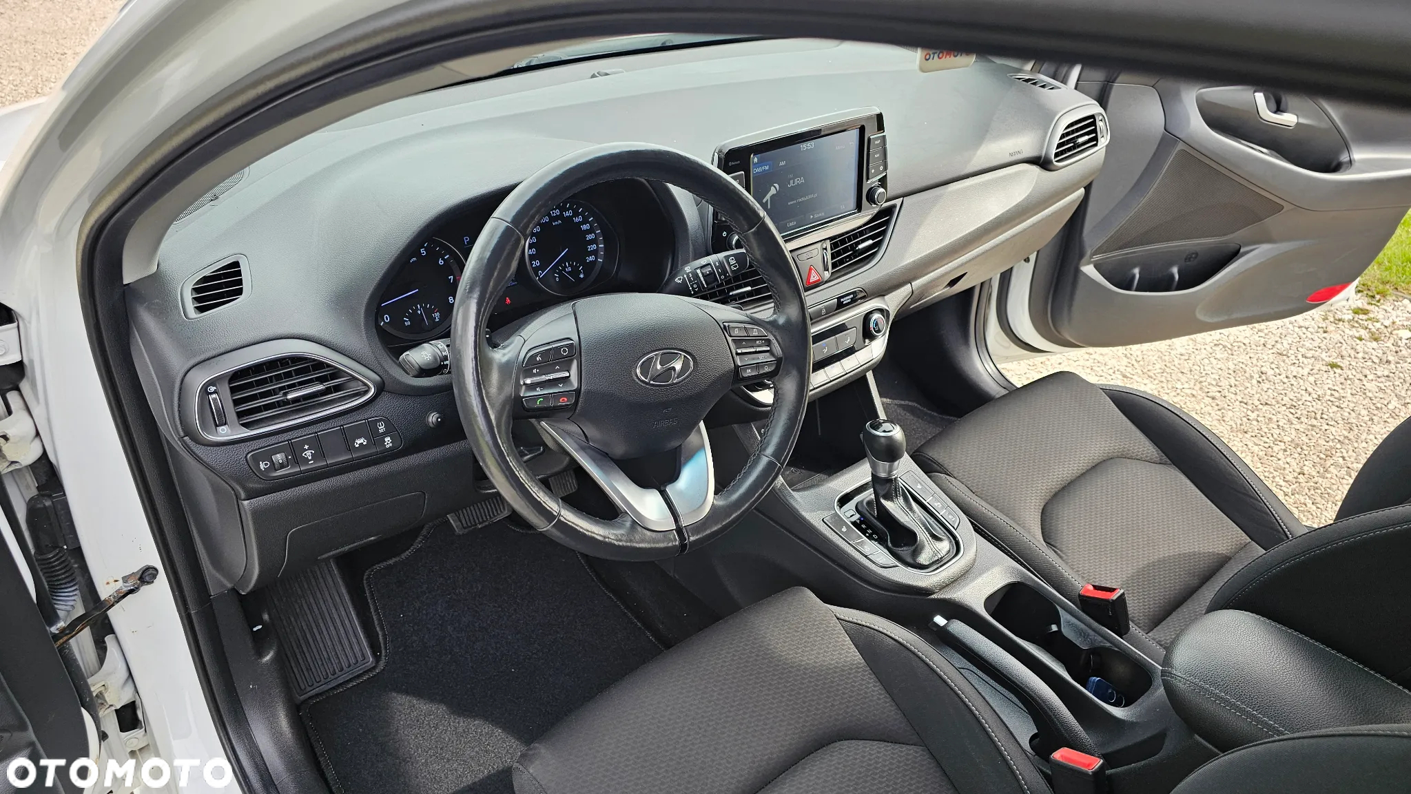 Hyundai i30 1.4 T-GDI DCT Fastback Premium - 12