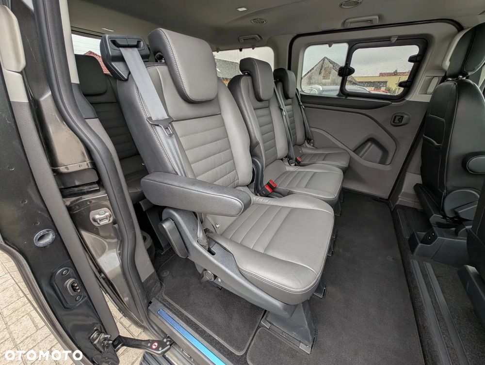 Ford Tourneo Custom 320 L2H1 VA Autm Titanium X - 31
