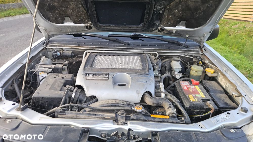 Isuzu D-Max 2.5d DC Basic - 17
