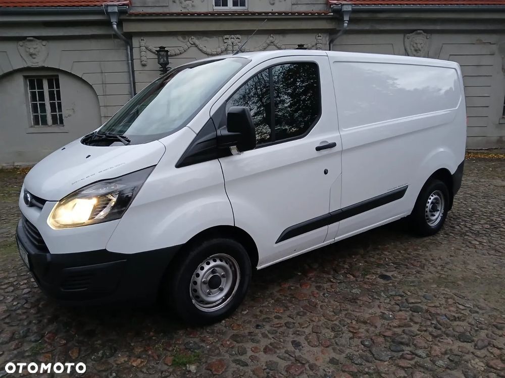 Ford TRANSIT CUSTOM - 1