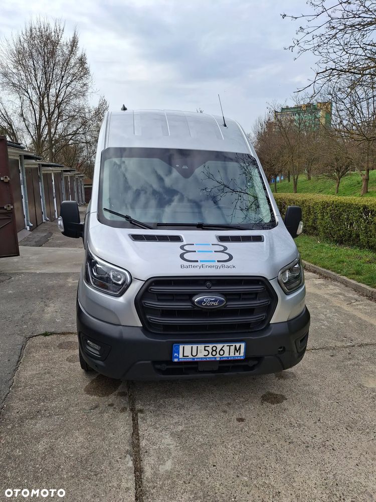 Ford Transit - 12