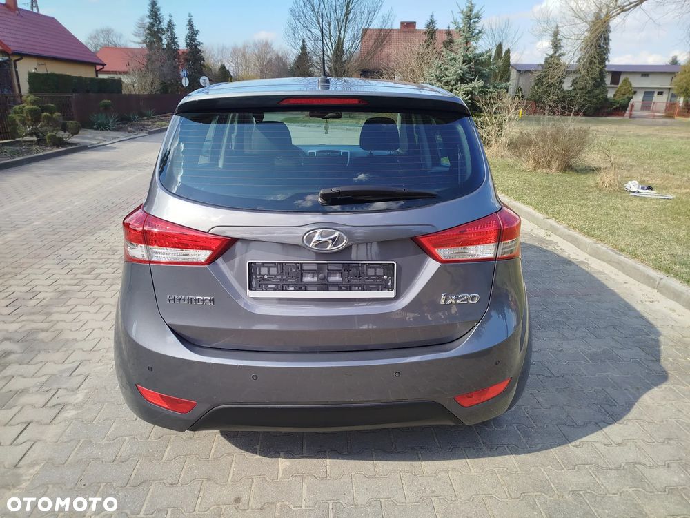 Hyundai ix20 1.4 blue YES Silver - 6