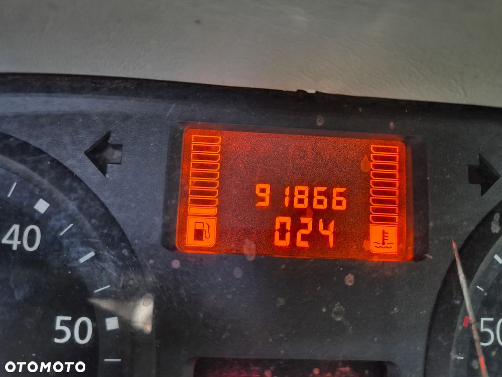 Renault Trafic - 10